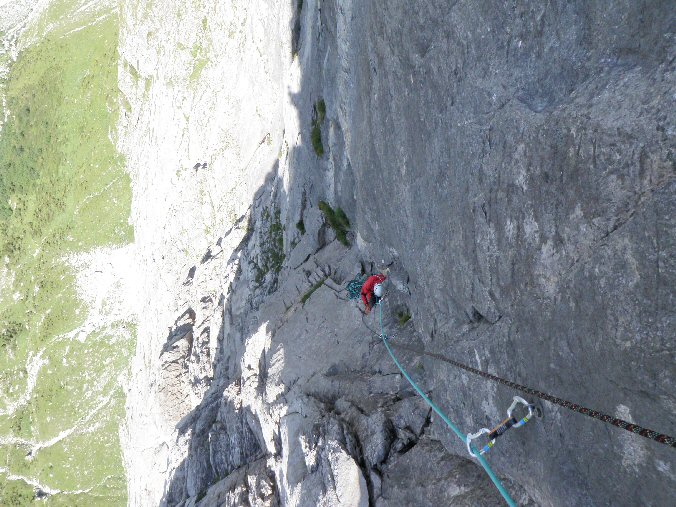 Delice Sur Prises (19).jpg - L� c'est Lio au relais et moi dans la longueur.